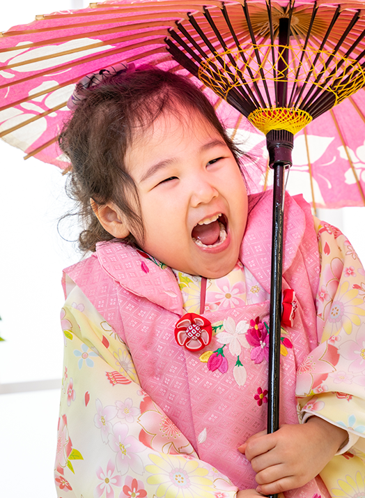 キッズフォトスタジオチョコ津山店 衣裳のご案内