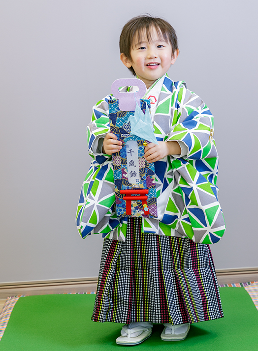 キッズフォトスタジオチョコ津山店 衣裳のご案内